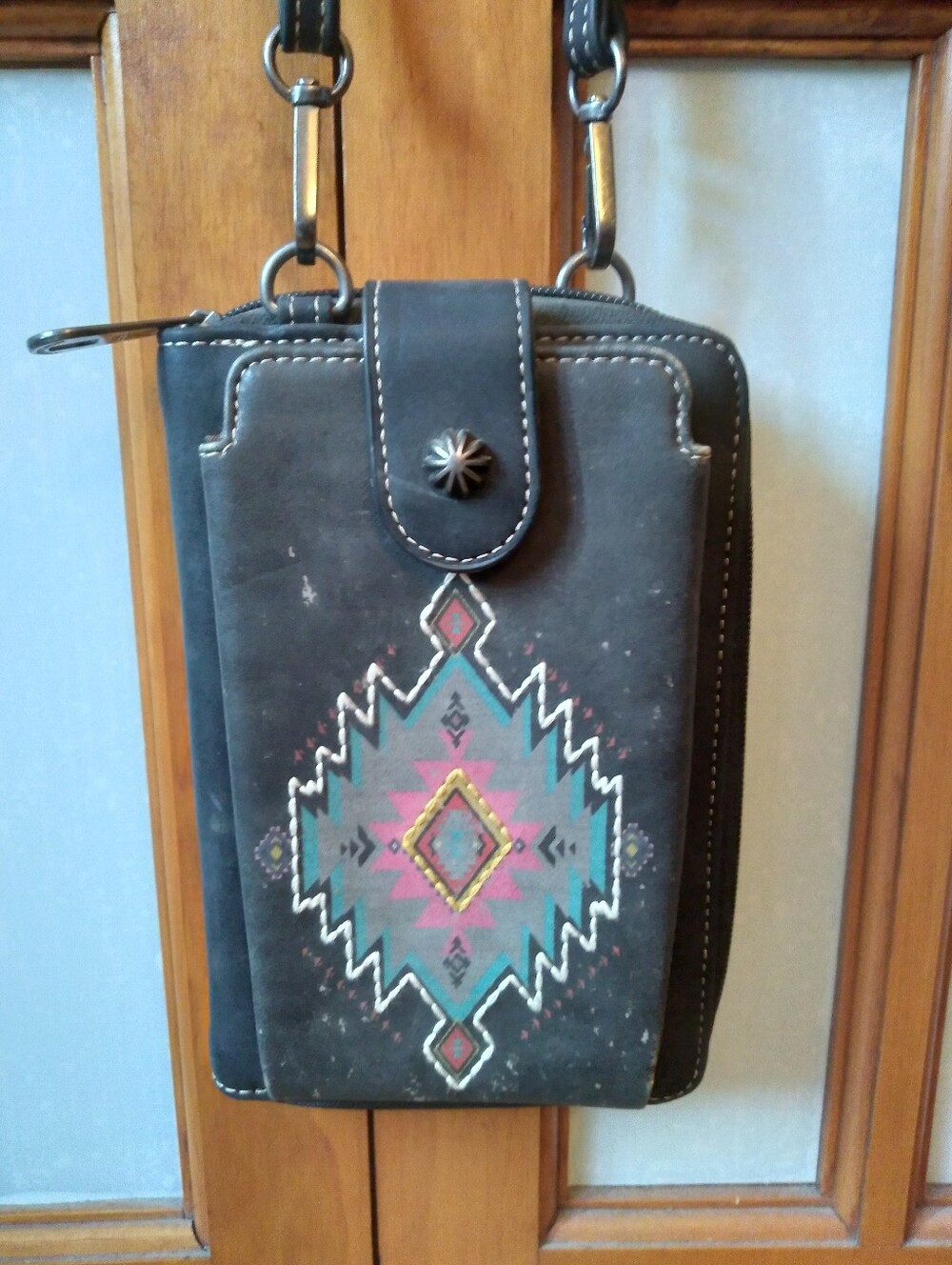 Montana West Small  Western Black Cell Phone & Wallet Crossbody Leather Purse